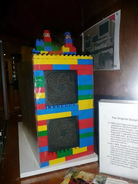 Первый сервер Google из конструктора Lego